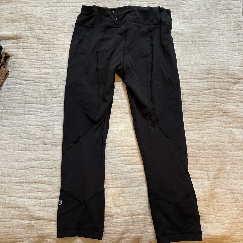 Lululemon black leggings